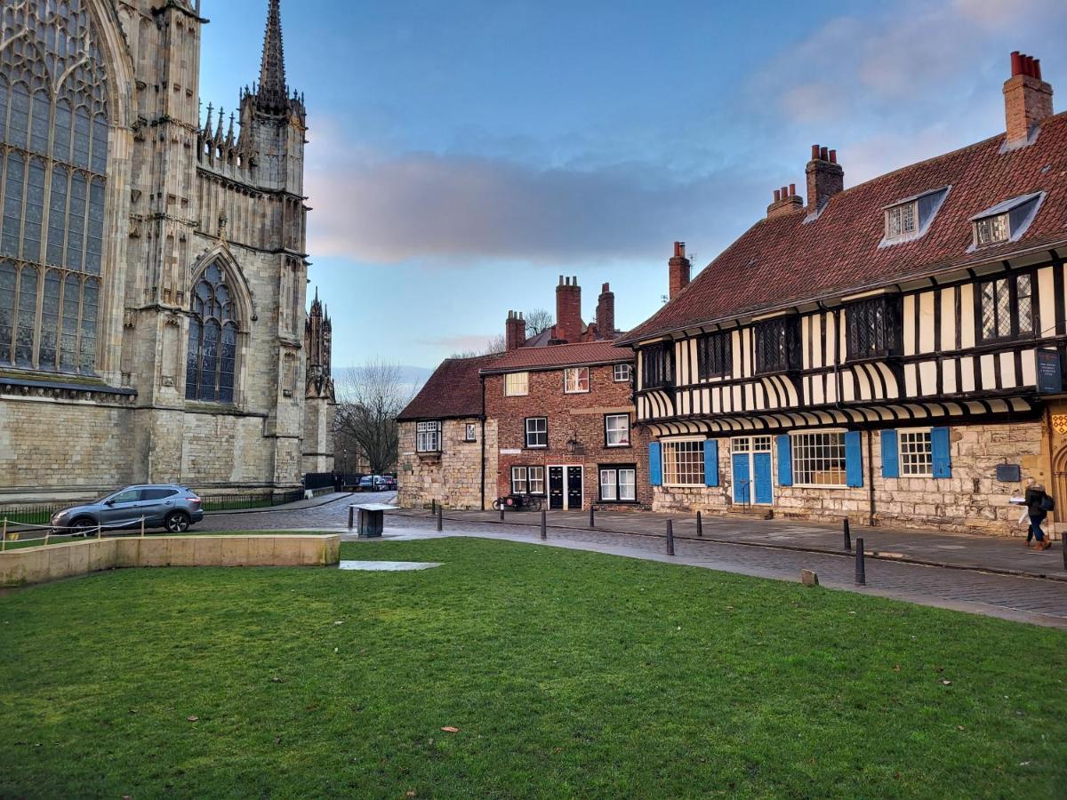 York Minster View Villa Exterior foto