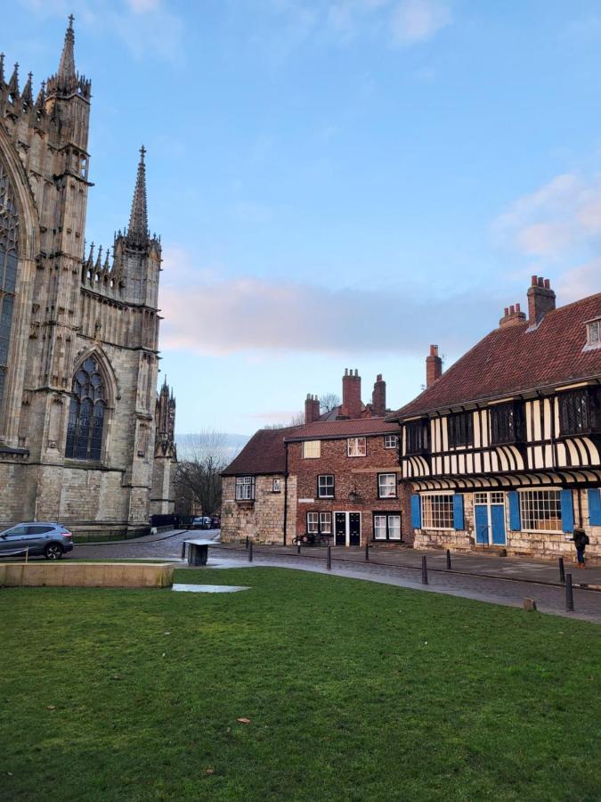 York Minster View Villa Exterior foto